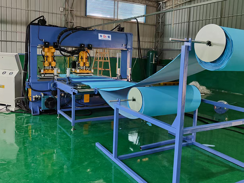 雙移動(dòng)頭自動(dòng)裁斷機(jī)